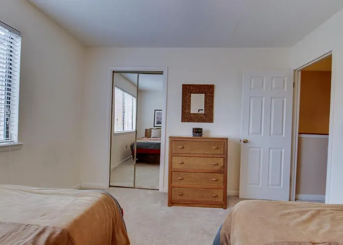 Portside Resort SJ2